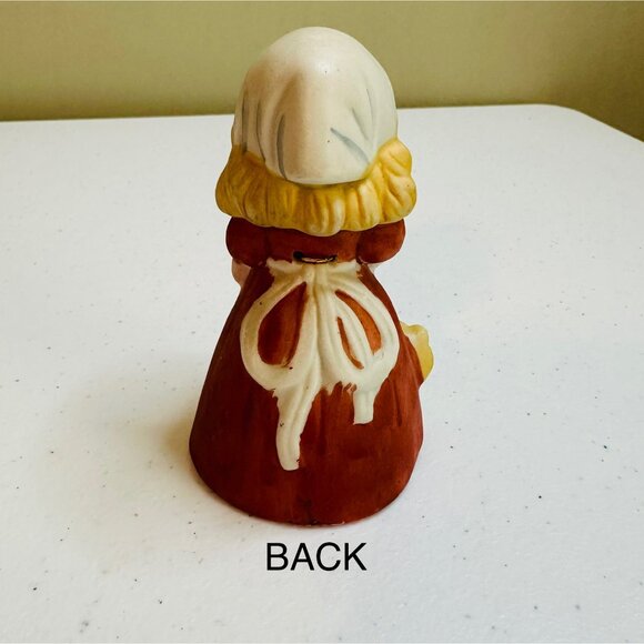 Vintage Ceramic Girl Figurine Washing Laundry With Cat Vintage Bell Figurine - Picture 5 of 10